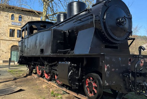 Astean bukatu dira tren lokomotora zaharberritzeko lanak