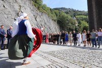 Imanol Pradales Lehendakaria buru, erakundeetako ordezkaritza zabalarekin ospatuko da Arantzazuko Amaren eguna