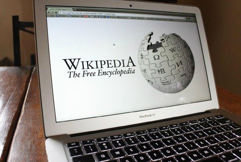 Pake lekuko internet taldeak euskarazko wikipedia aberasten jarraitzen du